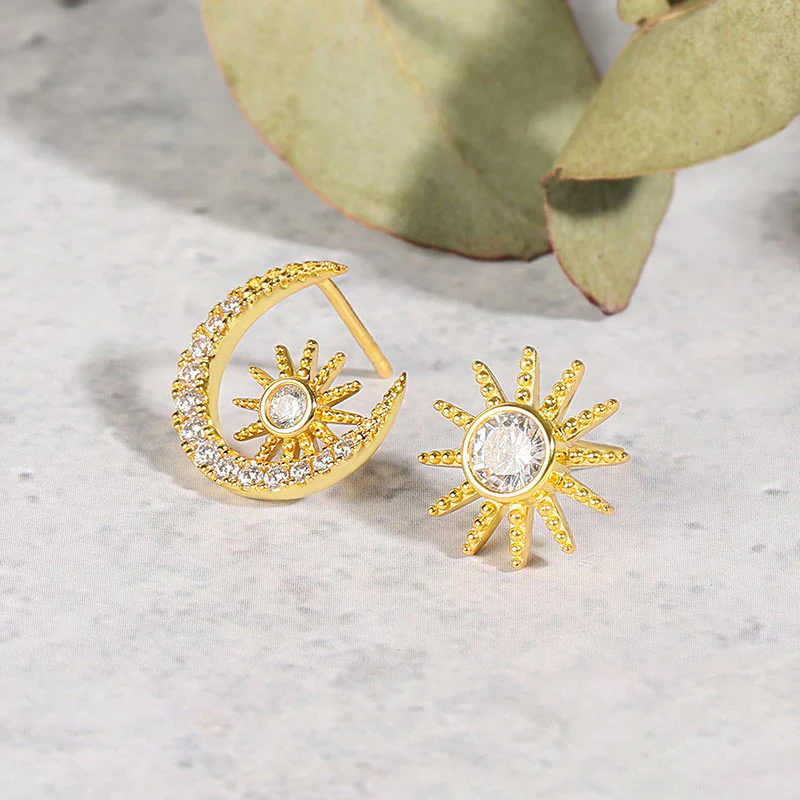Gnoce Asymmetry Star Moon Stud Earrings Platinum-plated Silver Blend - Image 2