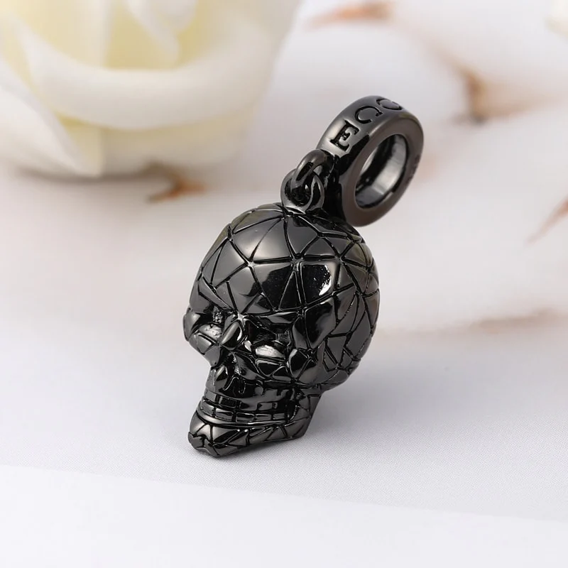 Gnoce Black Skull Charm Platinum-plated Silver Blend - Image 2