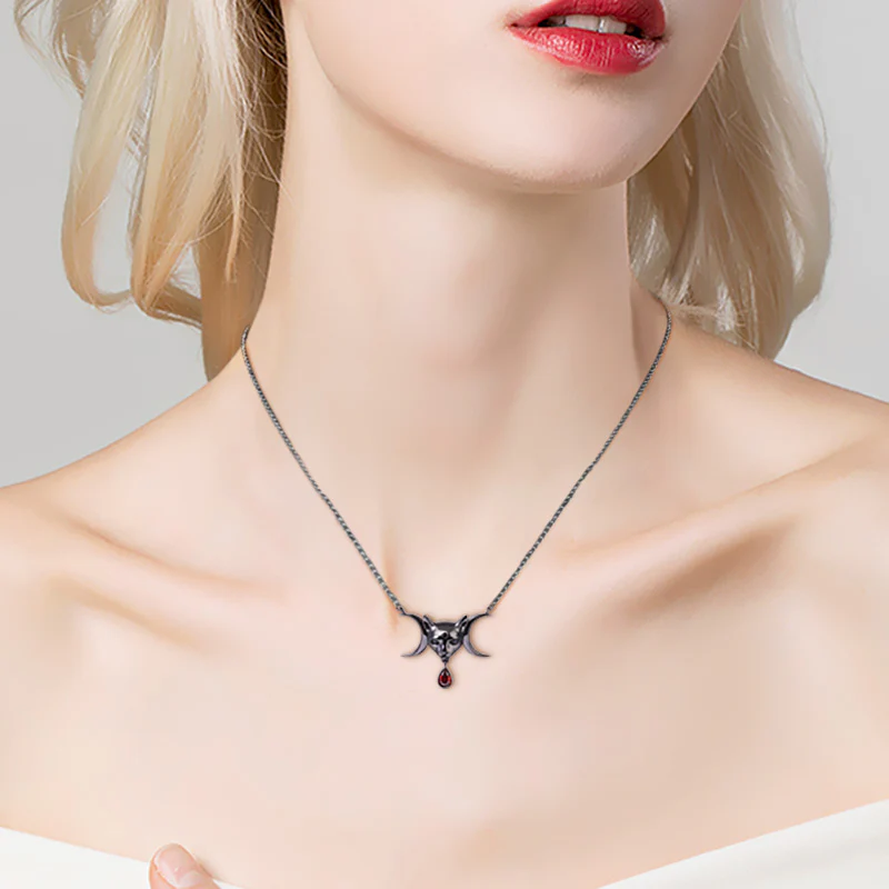 Gnoce Black Sphynx Cat Necklace Platinum-plated Silver Blend - Image 3
