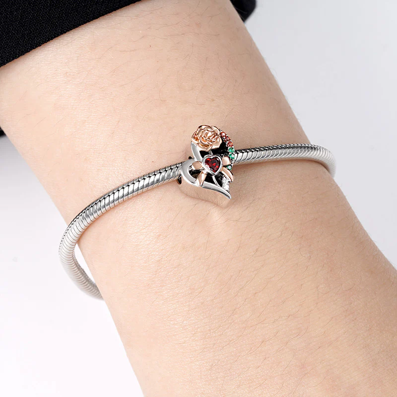 Gnoce Carnation With Heart Charm Platinum-plated Silver Blend - Image 4