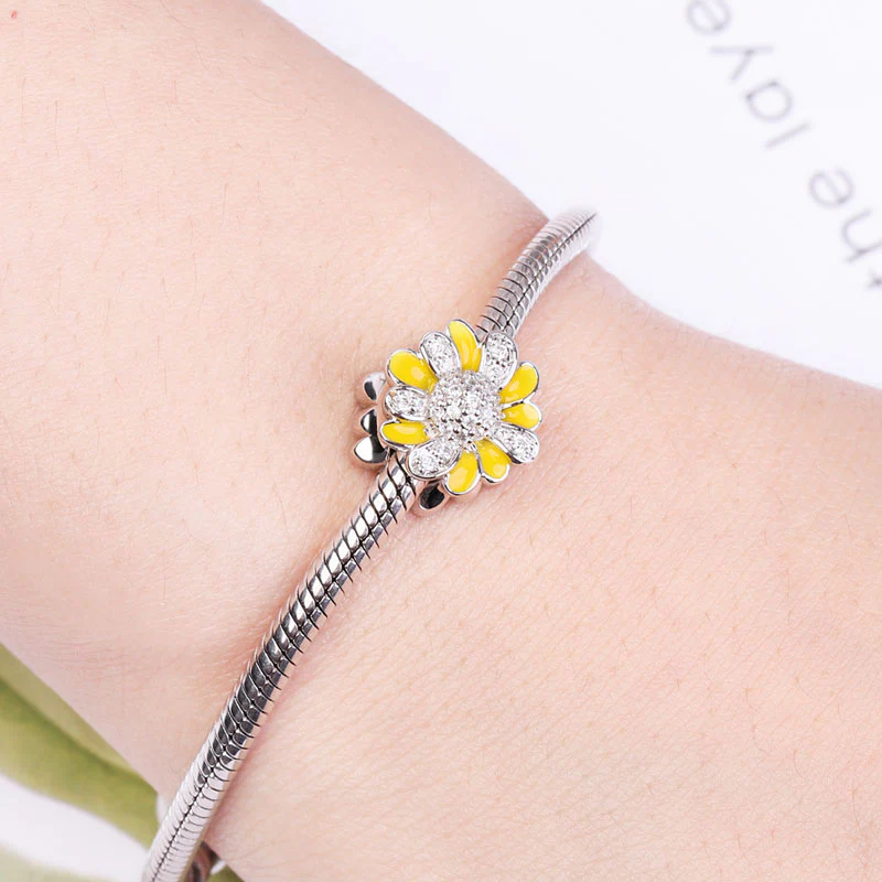 Gnoce Yellow White Little Daisy Stones Charm Platinum-plated Silver Blend - Image 3