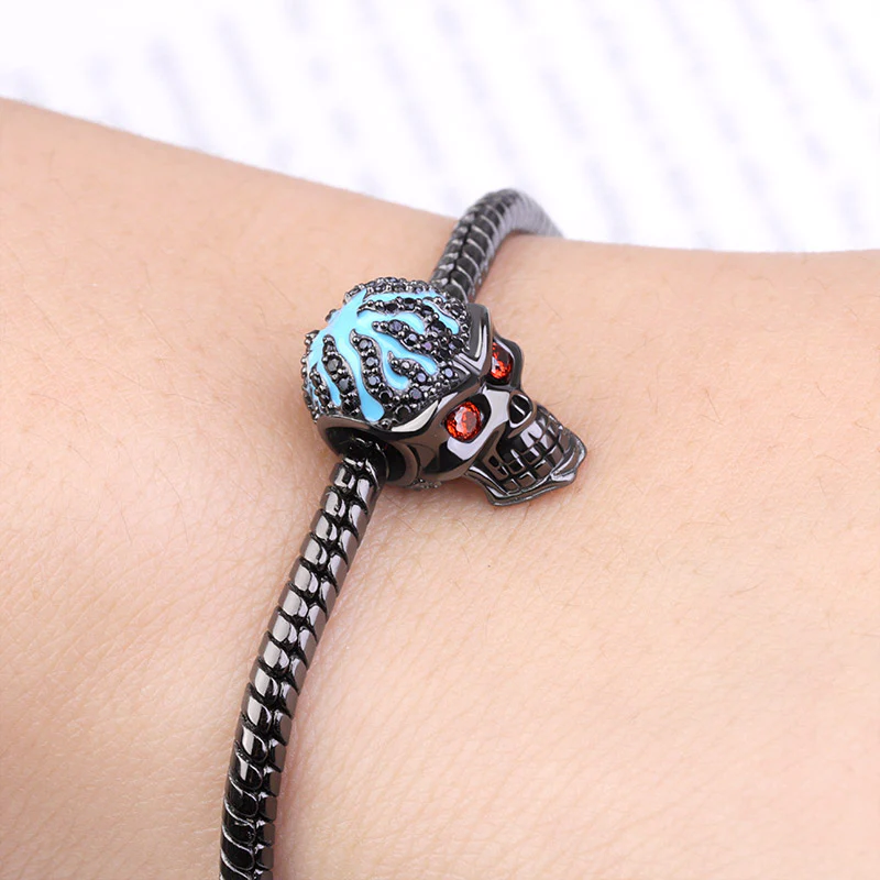 Gnoce Unique Skull Charm Platinum-plated Silver Blend - Image 3