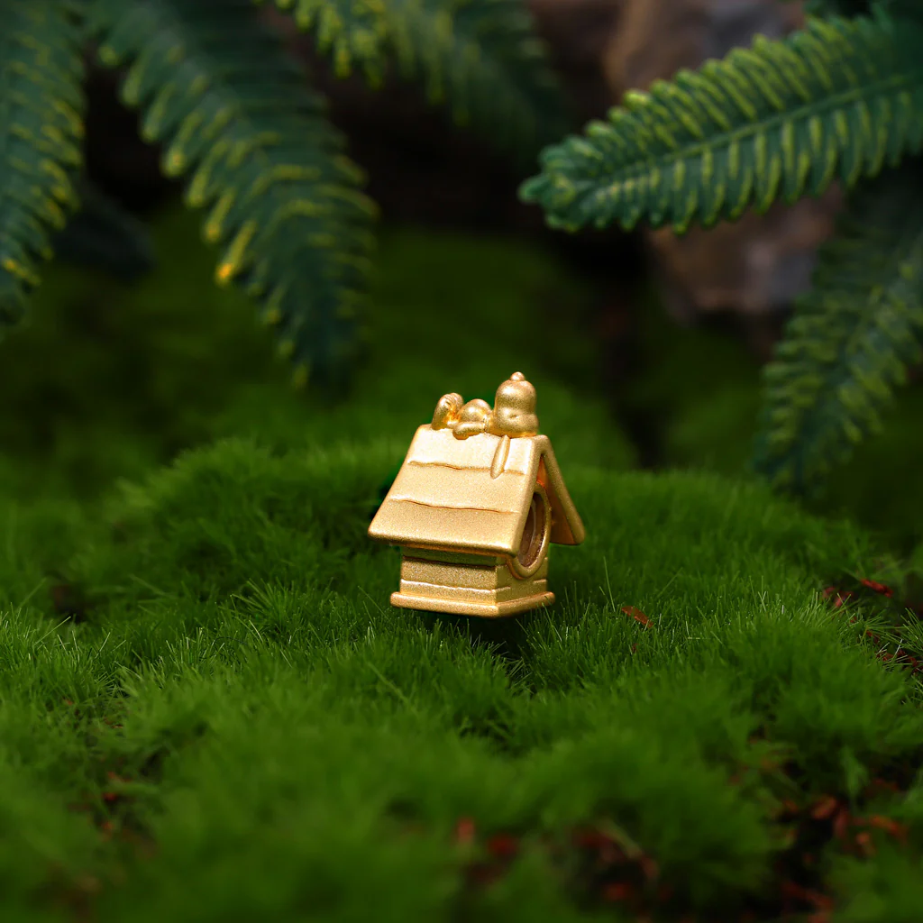 Gnoce 18k Gold Peanuts Snoopy Doghouse Stopper Charm - Image 4
