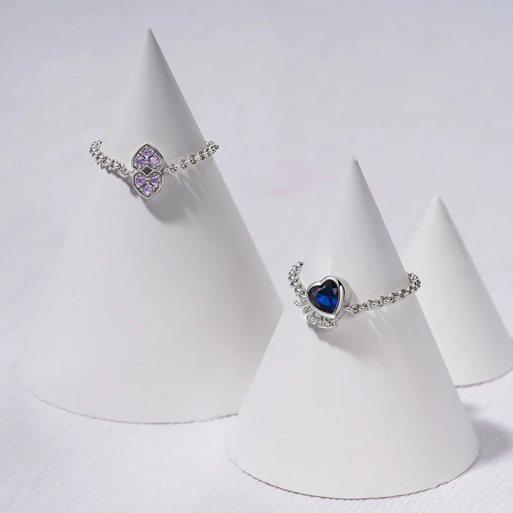 Gnoce Adjustable Chain Initial Love Ring - Image 4