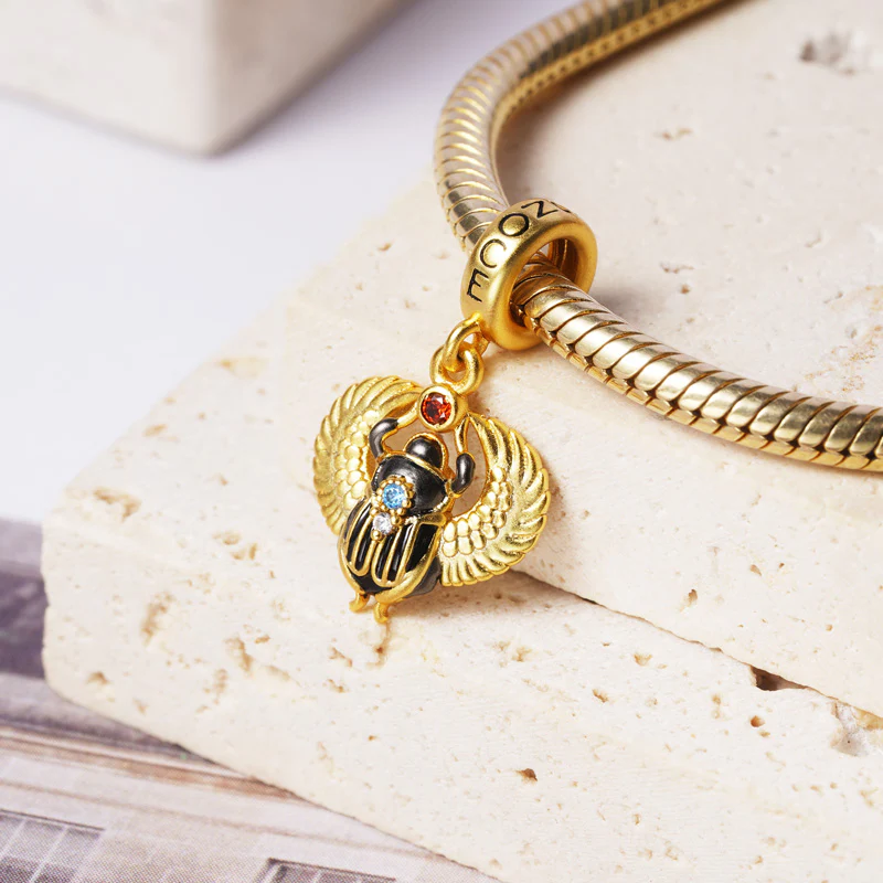 Gnoce Amulet Scarab Charm Platinum-plated Silver Blend - Image 2