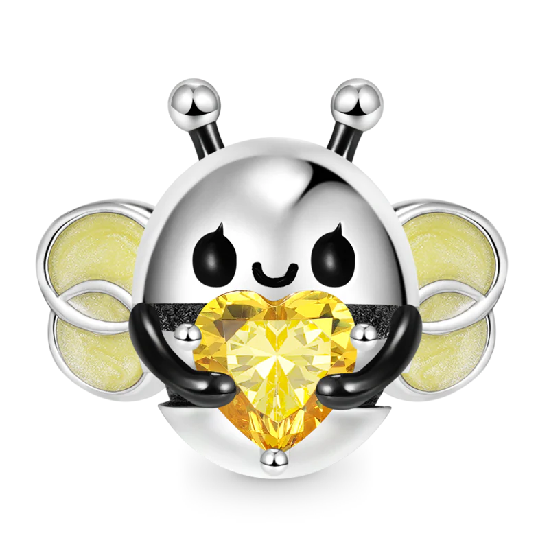 Gnoce Bee Embraces Heart Gem Charm Platinum-plated Silver Blend