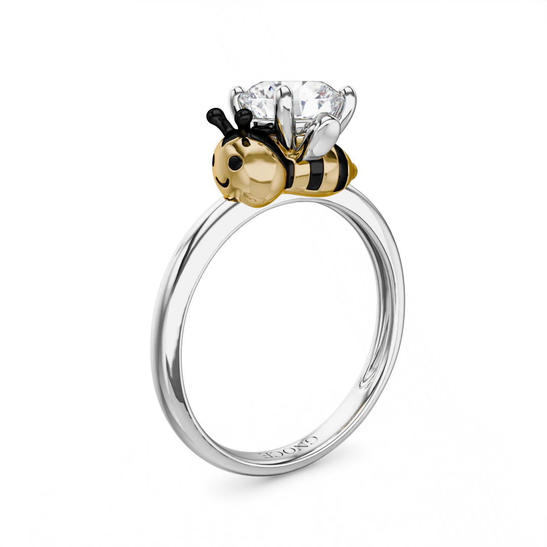 Gnoce Bee Embraces Moissanite Ring Platinum-plated Silver Blend