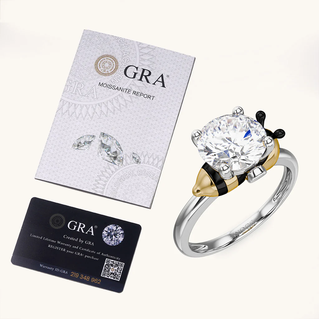 Gnoce Bee Embraces Moissanite Ring Platinum-plated Silver Blend - Image 6