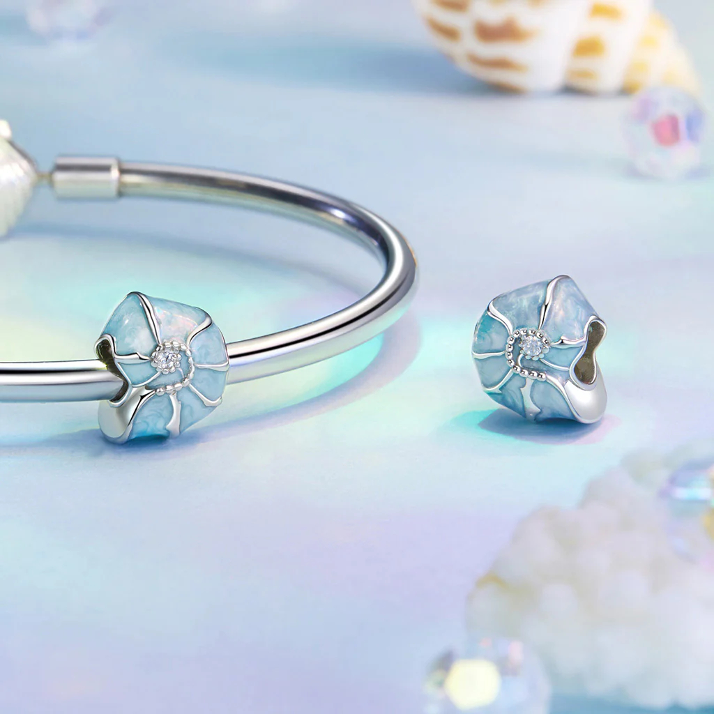 Gnoce Blue Conch Charm - Image 2