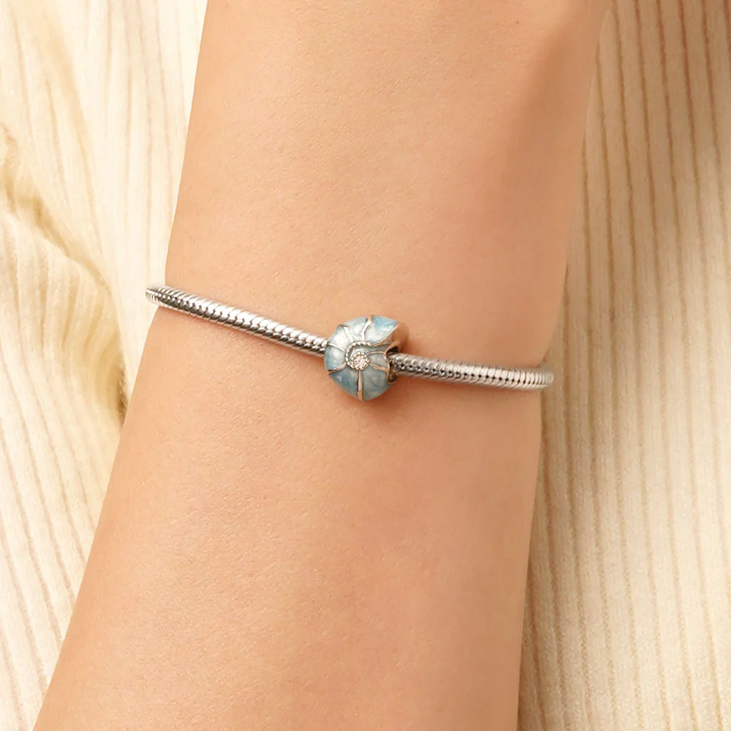 Gnoce Blue Conch Charm - Image 5