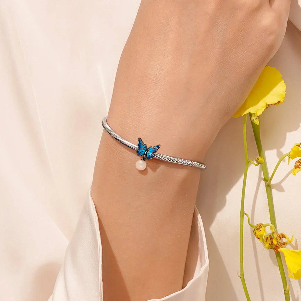 Gnoce Blue Morpho Butterfly Glow-in-the-Dark Charm Platinum-plated Silver Blend - Image 6