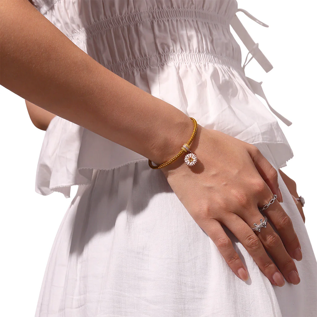 Gnoce Brown Round Snap Basic Bracelet with 2 Pieces of Stoppers - Image 4