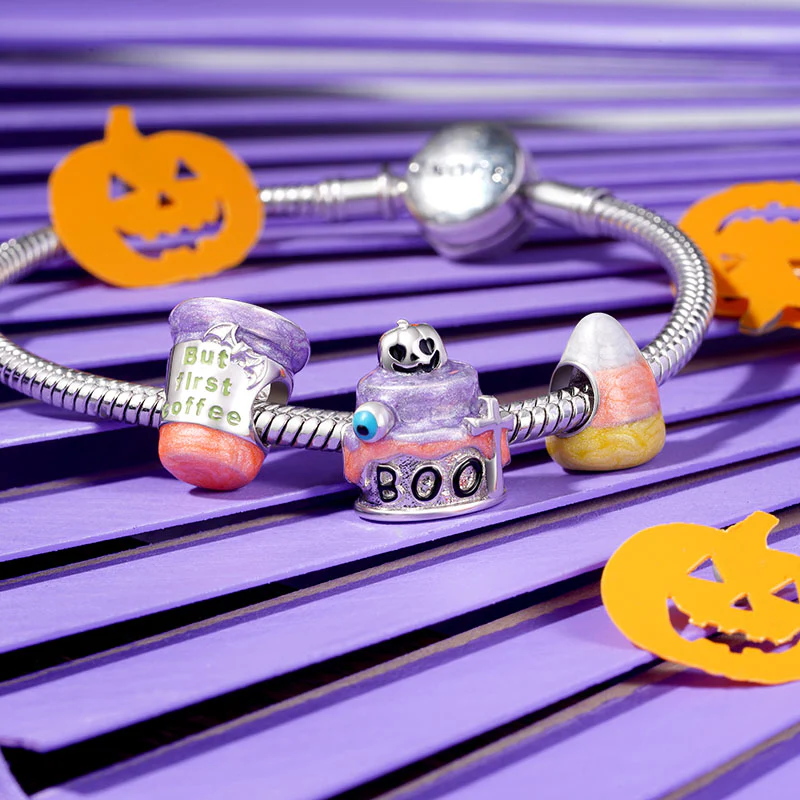 Gnoce Halloween Cake Charm - Image 3