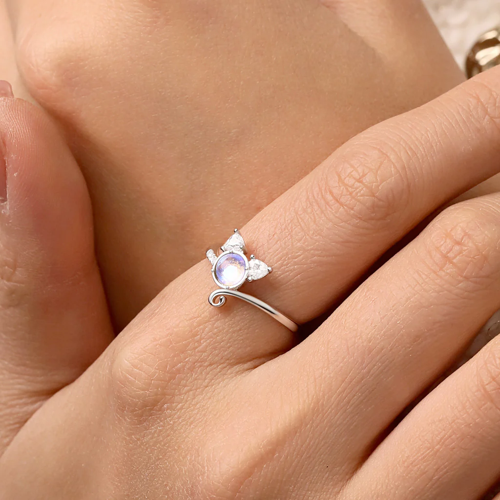 Gnoce Cat Moonstone Ring Platinum-plated Silver Blend - Image 5