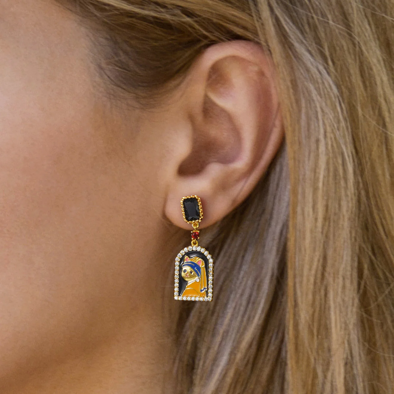 Gnoce "Cat with a Pearl Earring" Earrings Platinum-plated Silver Blend - Image 3