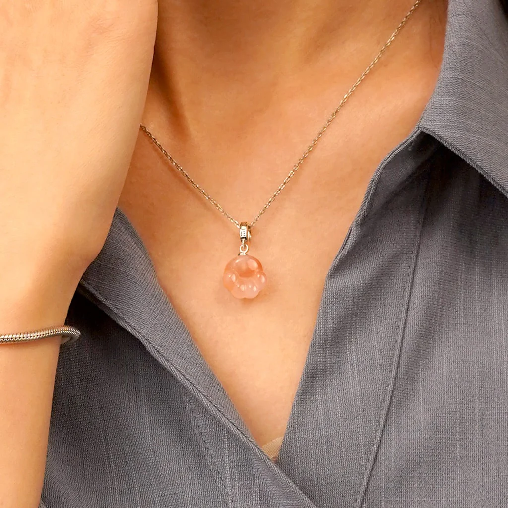 Gnoce Chalcedony Cat Claw Pendant Dangle Charm - Image 5