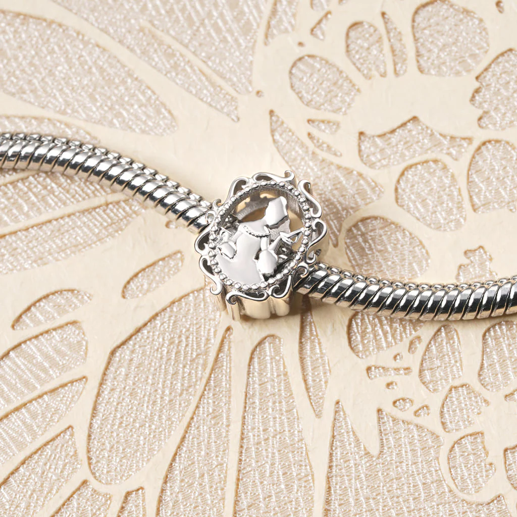 Gnoce Cinderella Silhouette Charm - Image 3