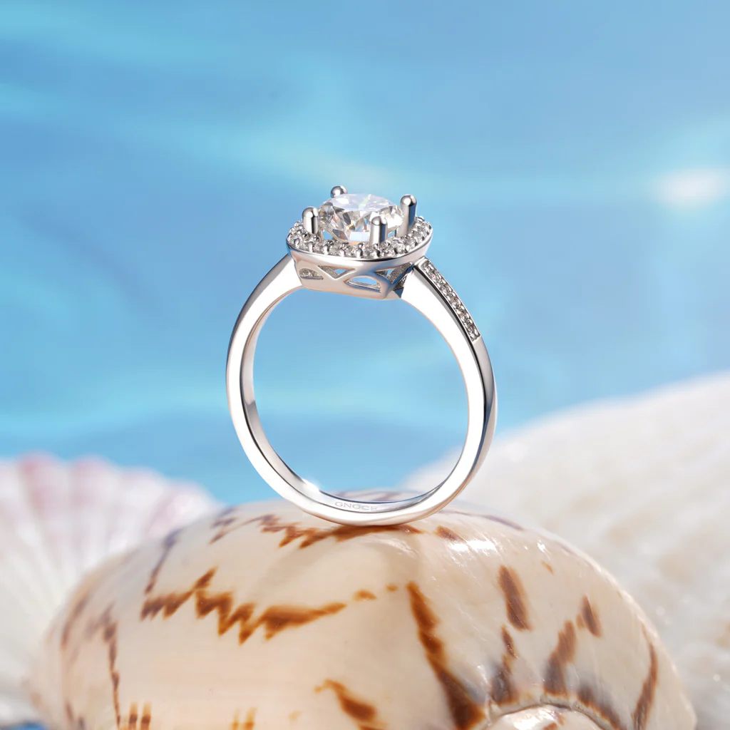 Gnoce Cushion Halo Moissanite Ring Platinum-plated Silver Blend - Image 3