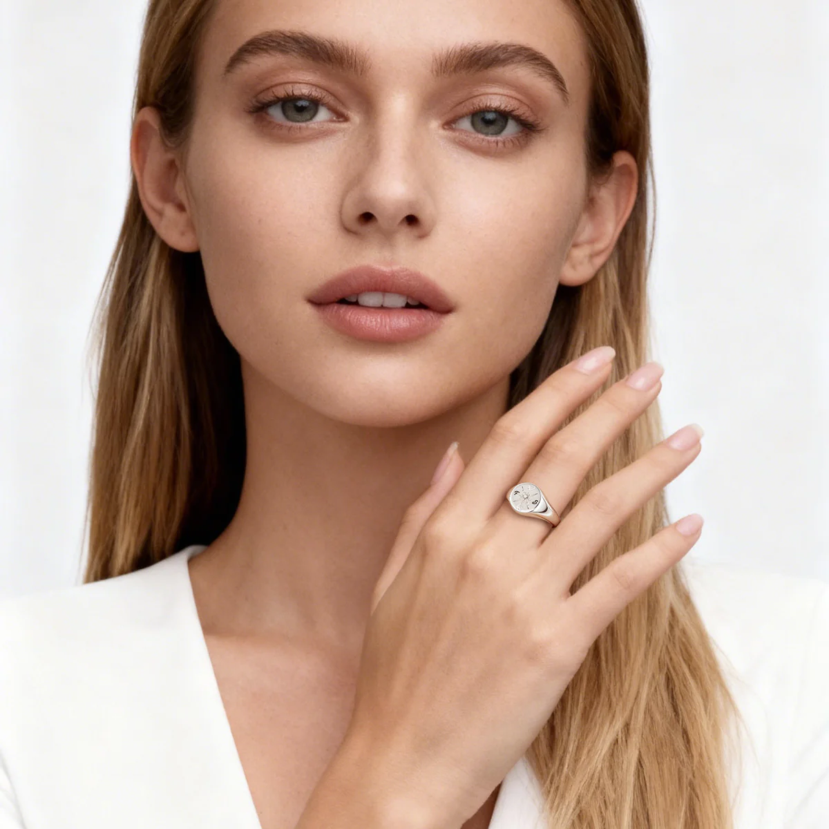 Gnoce Custom Compass Heart Birthstone Signet Ring - Image 4