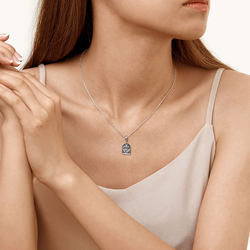 Gnoce Vintage Confirmation Charm - Image 6