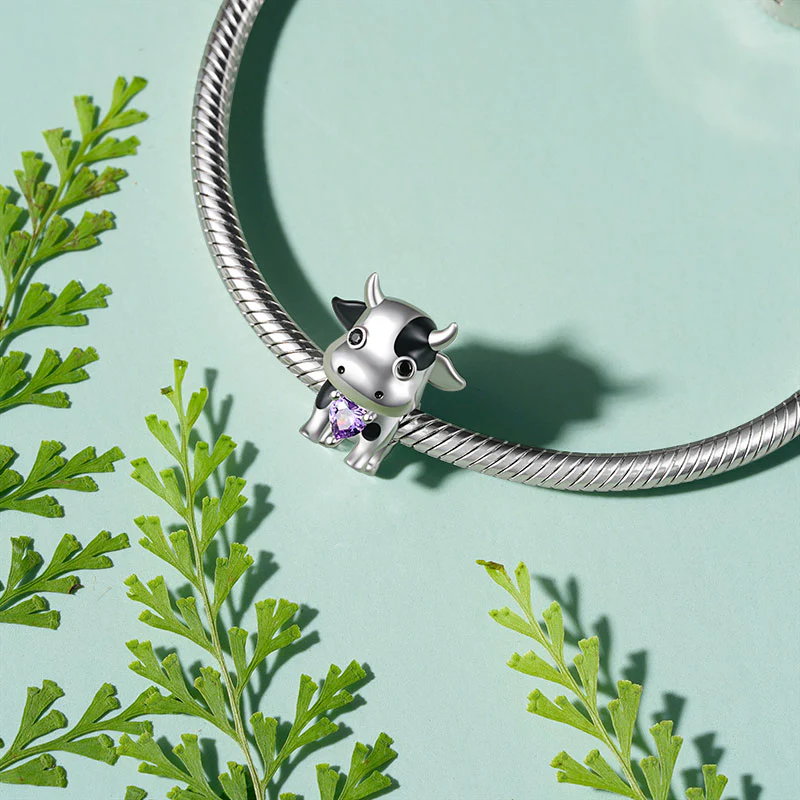Gnoce Chinese Zodiac Ox Embraces Heart Charm Platinum-plated Silver Blend - Image 3