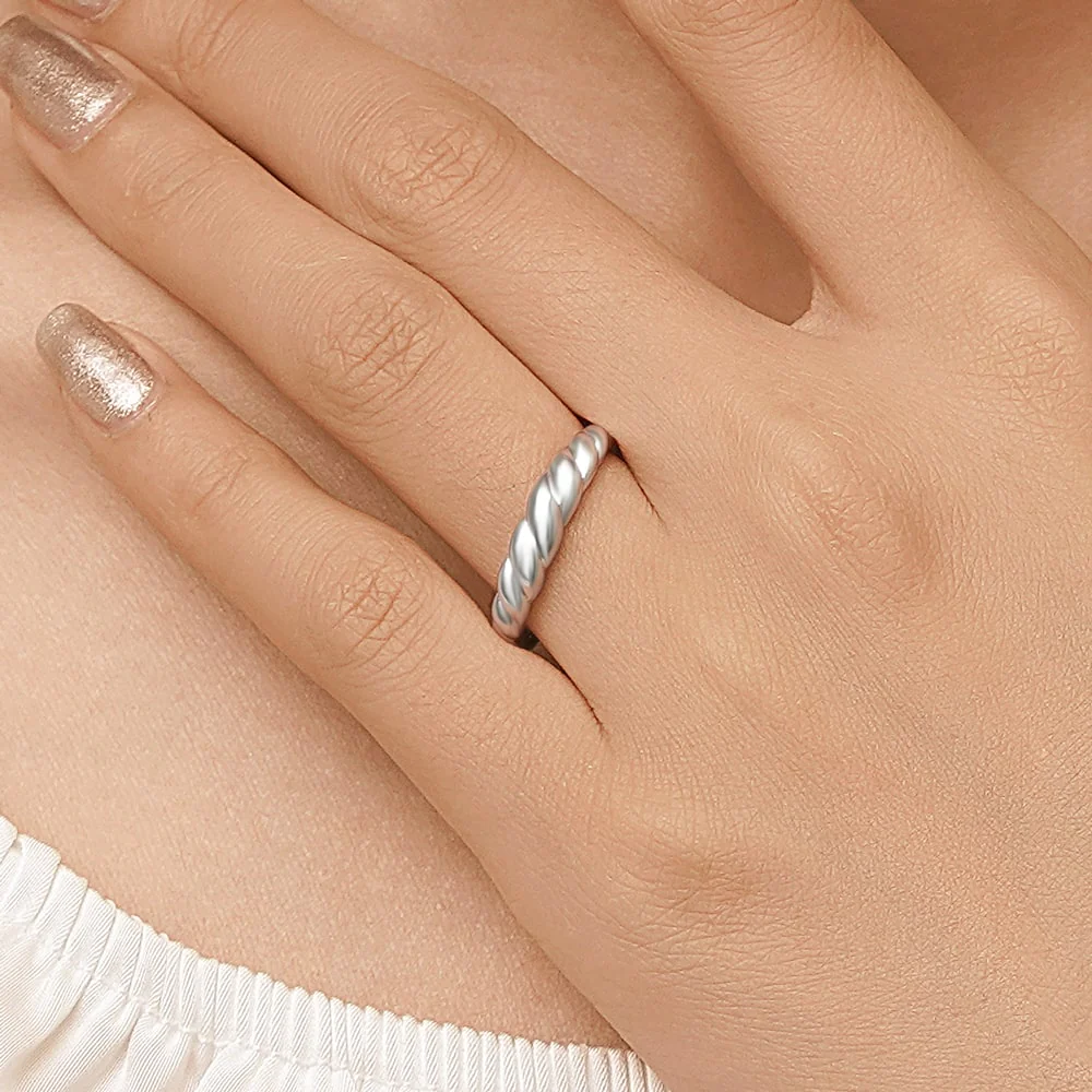 Gnoce Classic Croissant Dome Ring Platinum-plated Silver Blend - Image 5