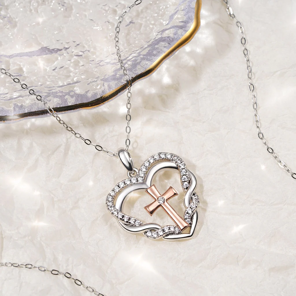 Gnoce Elegant Cross Heart Necklace Platinum-plated Silver Blend - Image 3