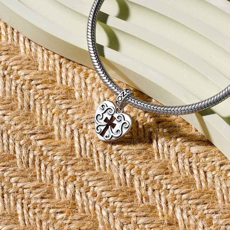 Gnoce Crosslet Heart Pendant Dangle Charm - Image 3