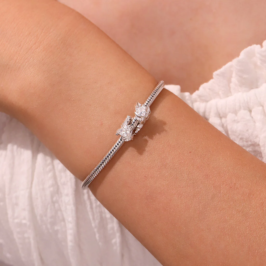 Gnoce White Zircon Curved Feather Charm - Image 4