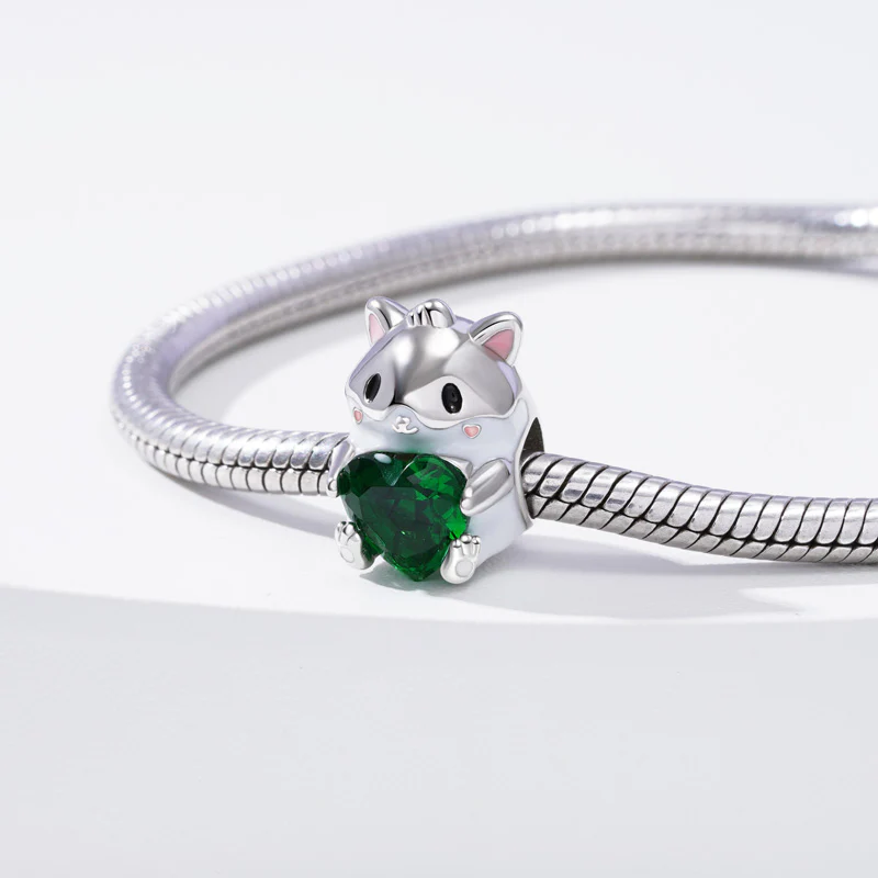 Gnoce Cute Hamster Embraces Heart Gemstone Charm Platinum-plated Silver Blend - Image 2