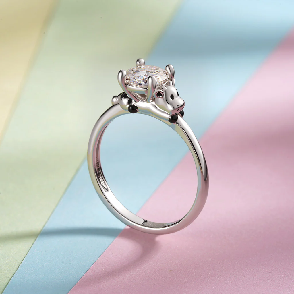 Gnoce Dairy Cow Embraces Moissanite Ring Platinum-plated Silver Blend - Image 7