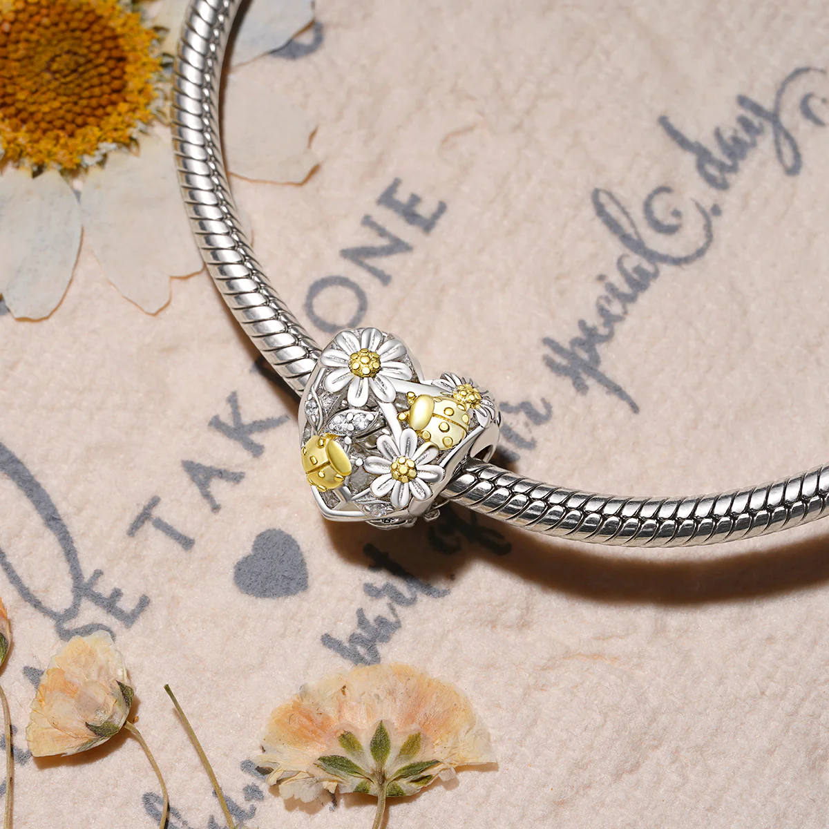 Gnoce Spring Daisy Ladybug Hollow Charm - Image 3