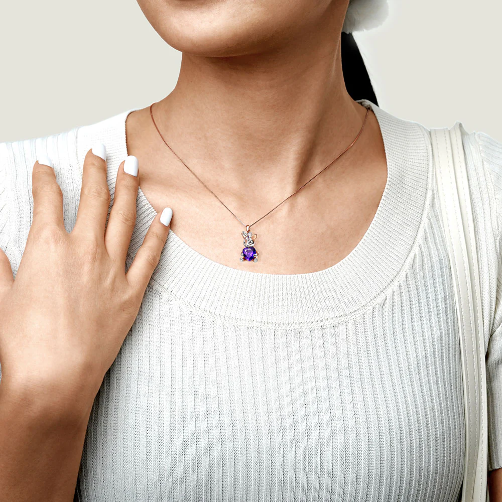Gnoce Lovely Deer Embraces Heart Gem Necklace Platinum-plated Silver Blend - Image 4