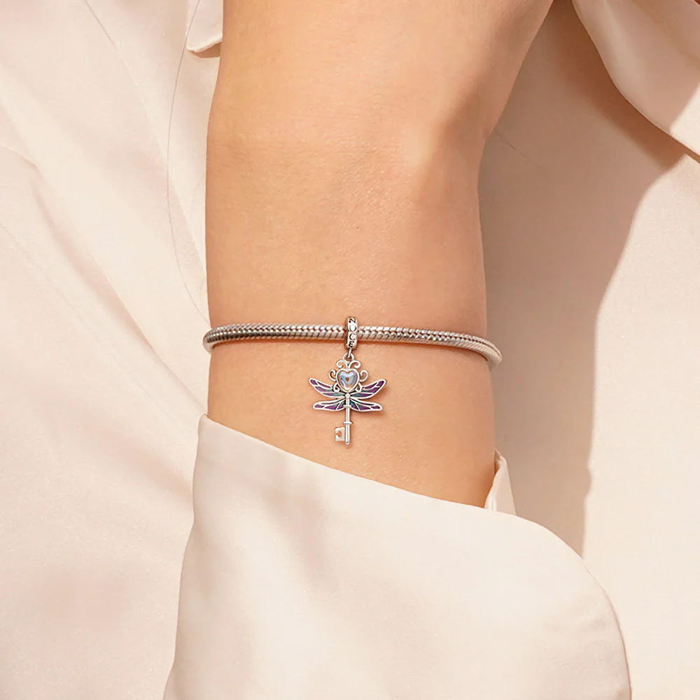 Gnoce Dragonfly Key Charm Platinum-plated Silver Blend - Image 5