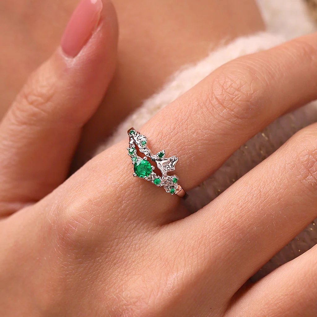 Gnoce Elegant Moss Green Diamond Ring Platinum-plated Silver Blend - Image 5