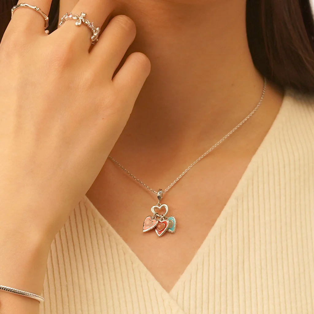 Gnoce Engravable Glow-in-the-Dark Heart Charm Platinum-plated Silver Blend - Image 7