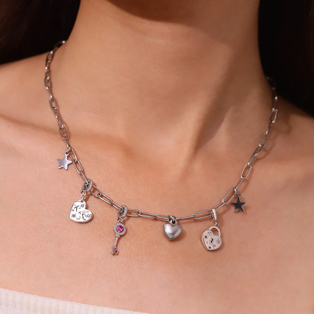 Gnoce Initial Letter Love Clasp Clusters Charm Platinum-plated Silver Blend - Image 6