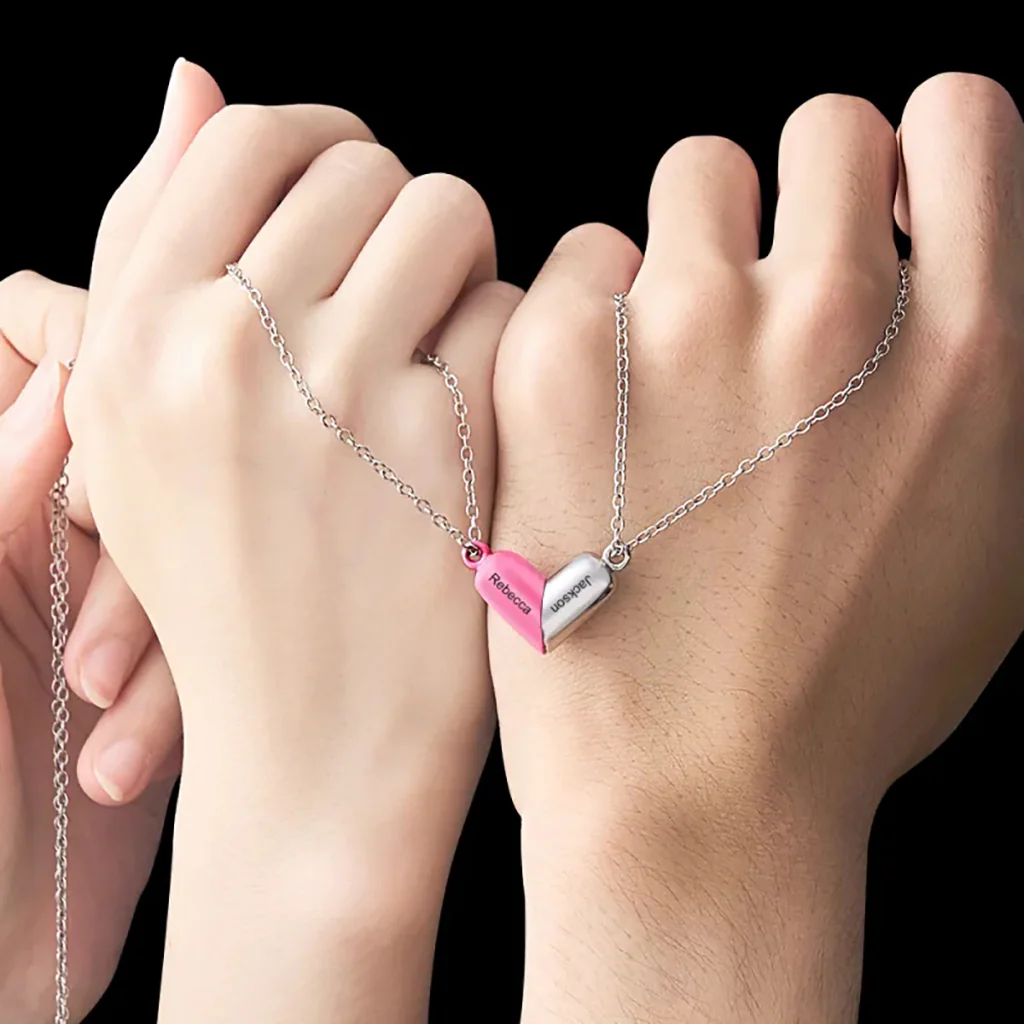 Gnoce Customized Engraving Name Rotating Deformation Magnetic Couple Necklace - Image 6