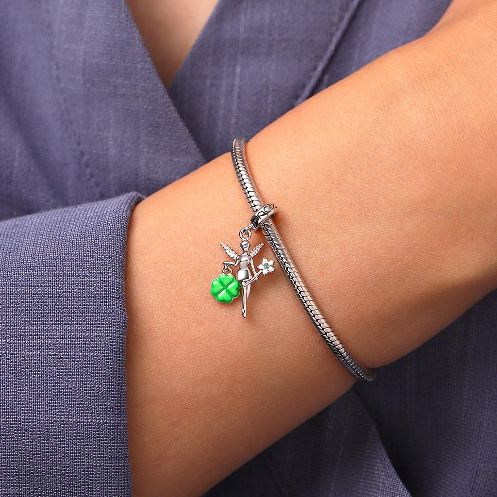 Gnoce Hand-held Glow-in-the-Dark Four-leaf Clover Charm Platinum-plated Silver Blend - Image 7