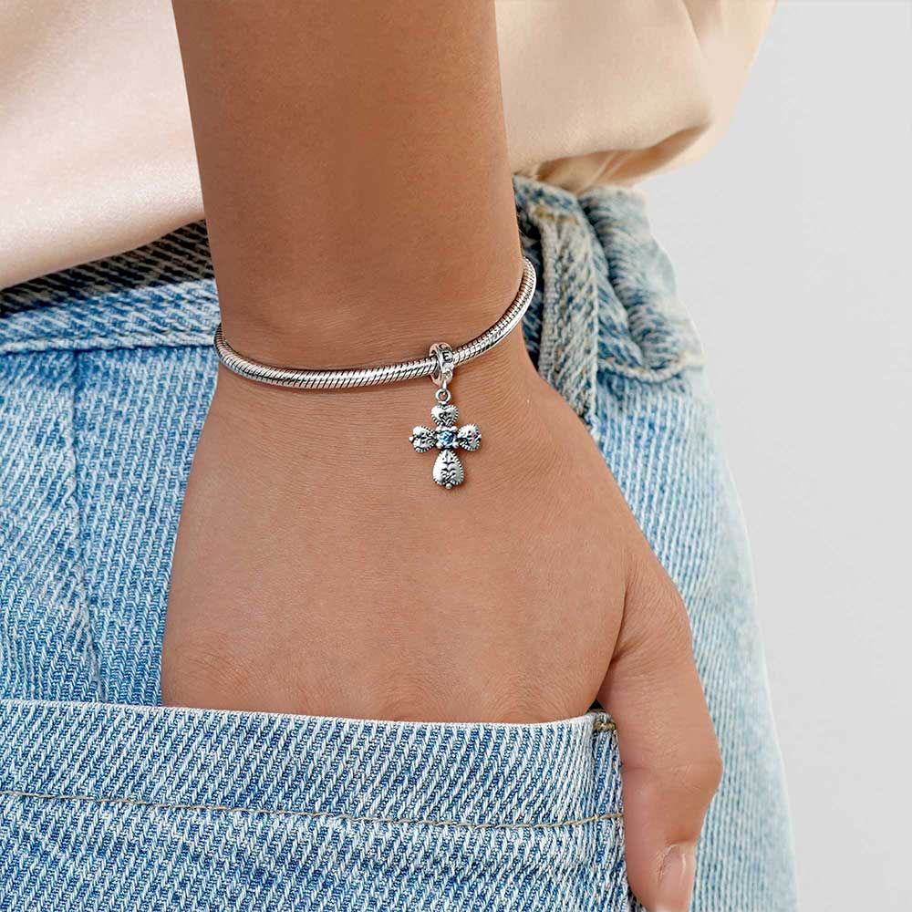 Gnoce Faith in Heart Cross Pendant Dangle Charm - Image 5