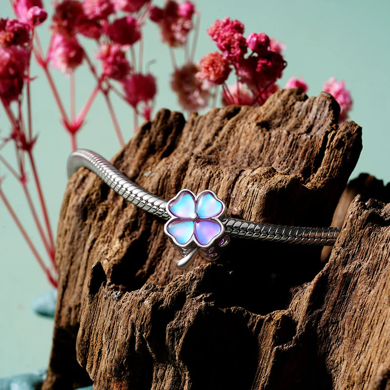 Gnoce Pink Heart Four Leaf Clover Charm - Image 3