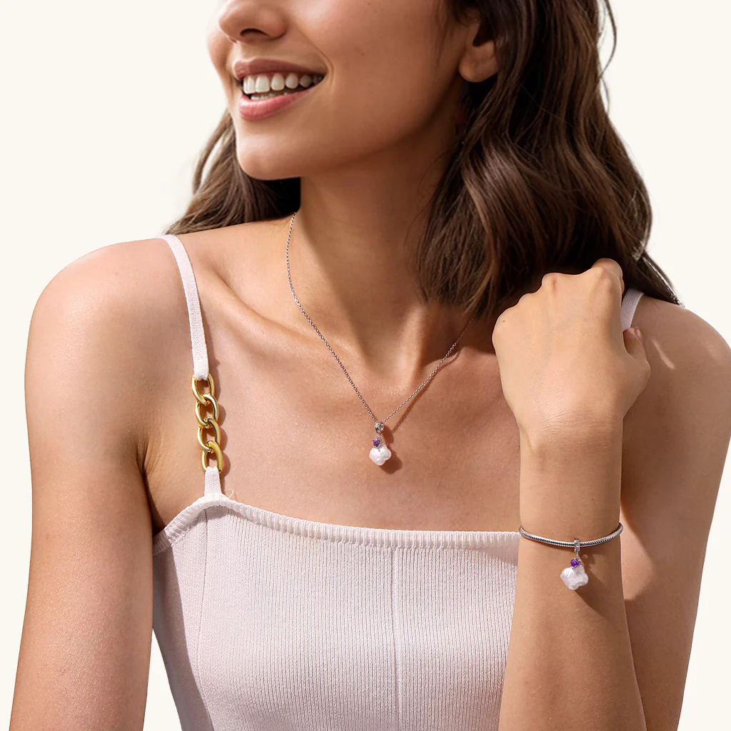 Gnoce Four-leaf Clover Pearl Birthstone Heart Charm Platinum-plated Silver Blend - Image 4