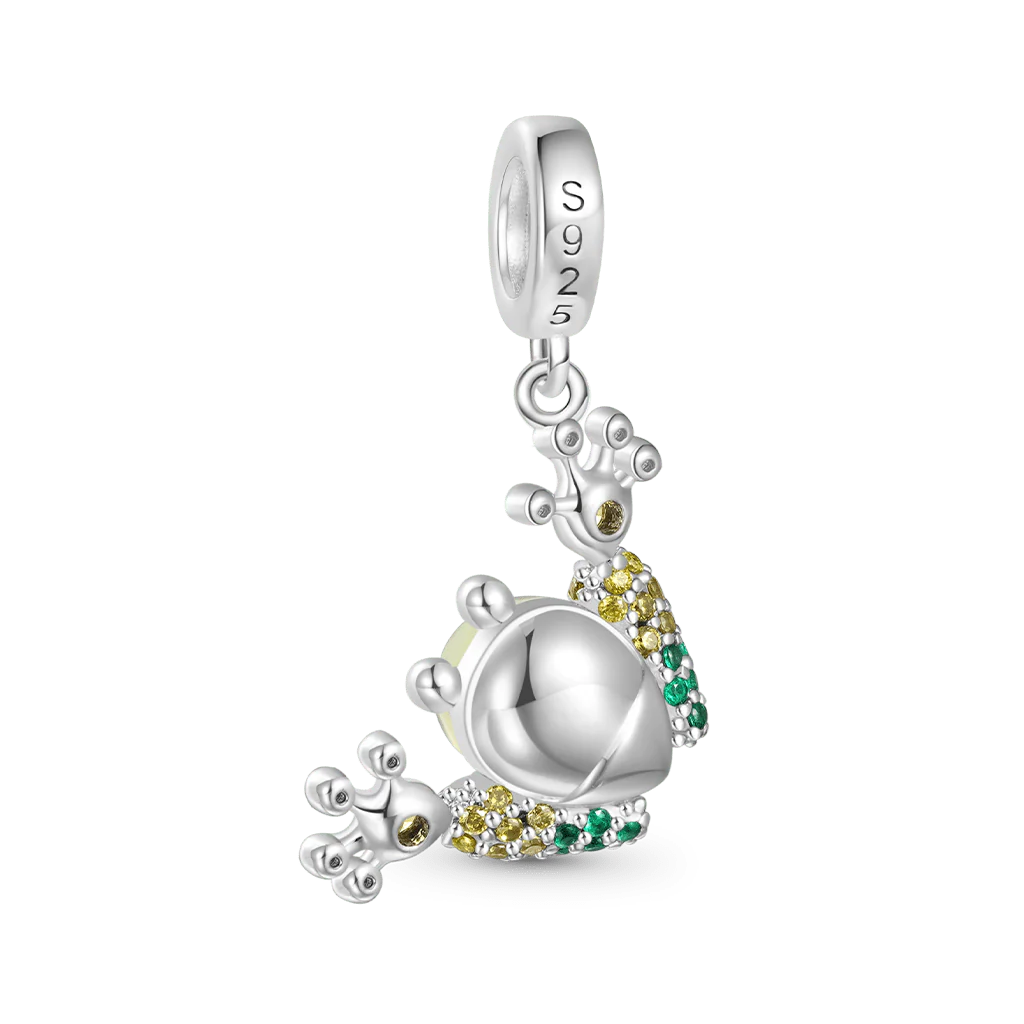 Gnoce Green Beneficial Insect Frog Charm Platinum-plated Silver Blend - Image 2