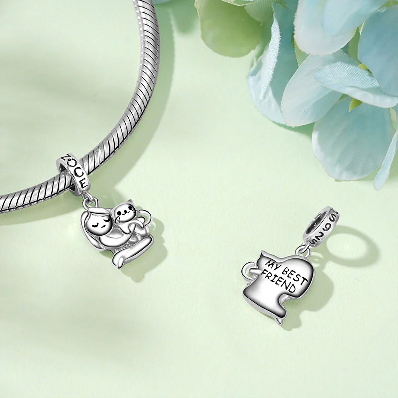 Gnoce A Lovely Girl Embraces Cat Charm Platinum-plated Silver Blend - Image 3