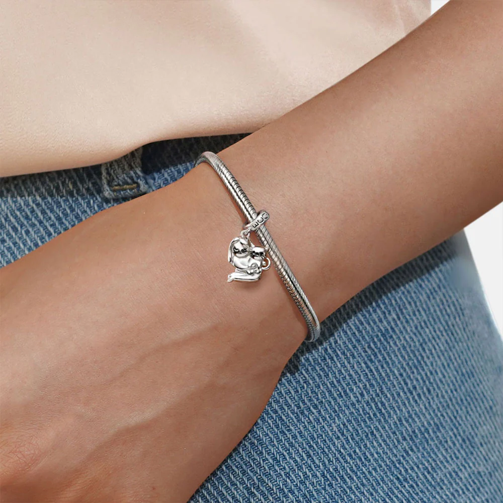 Gnoce A Lovely Girl Embraces Cat Charm Platinum-plated Silver Blend - Image 5