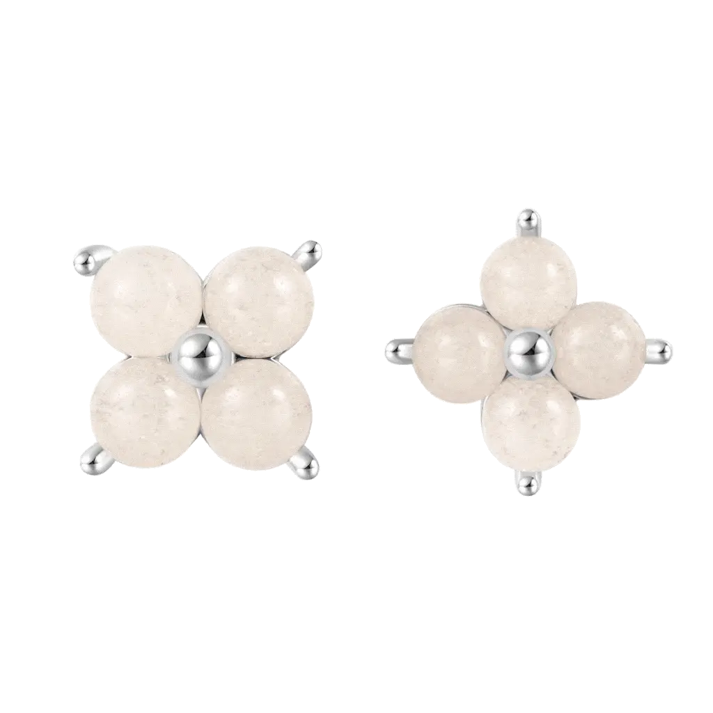 Gnoce Glow-in-the-Dark Petal Flower Earrings Platinum-plated Silver Blend
