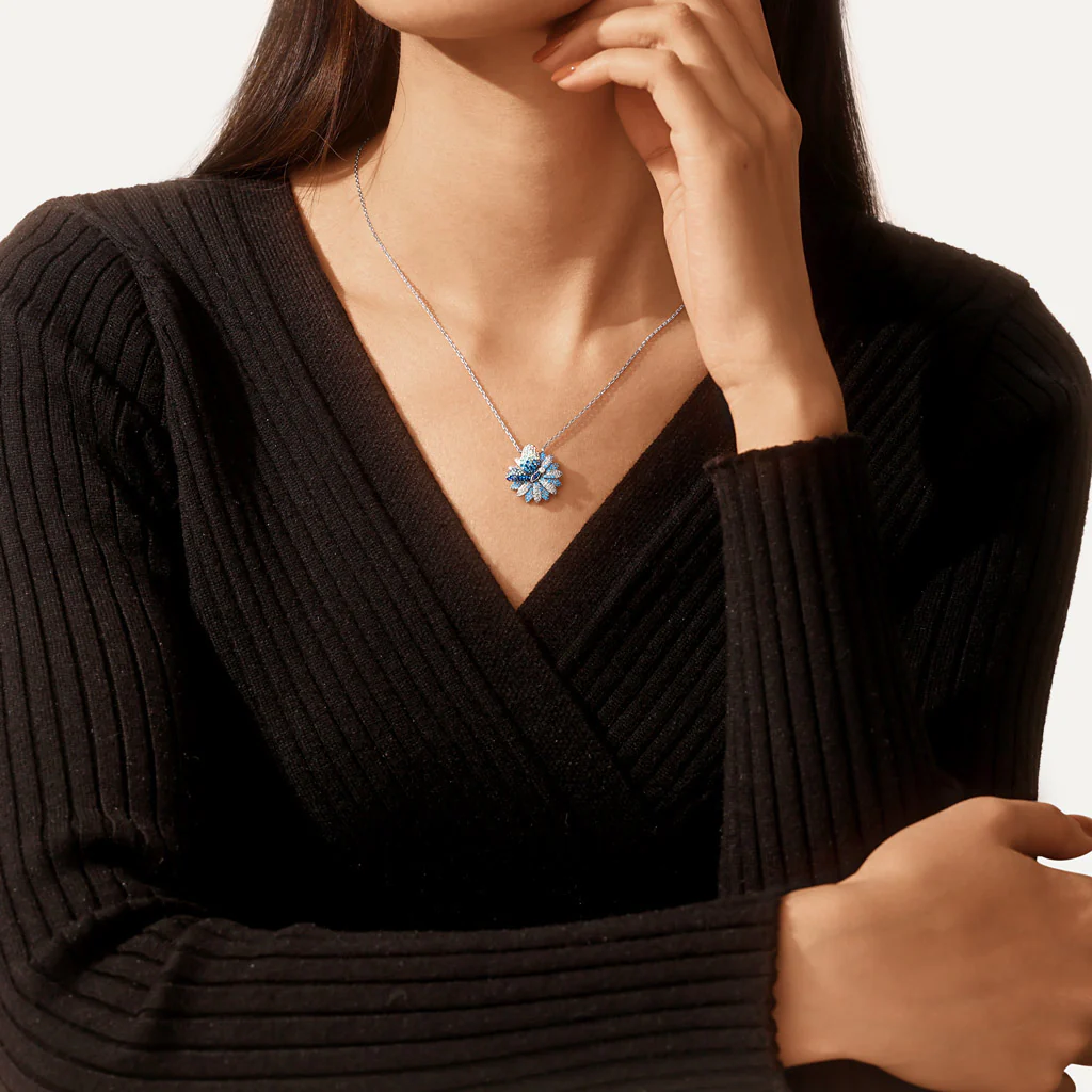 Gnoce Butterfly Daisy Necklace Platinum-plated Silver Blend - Image 6