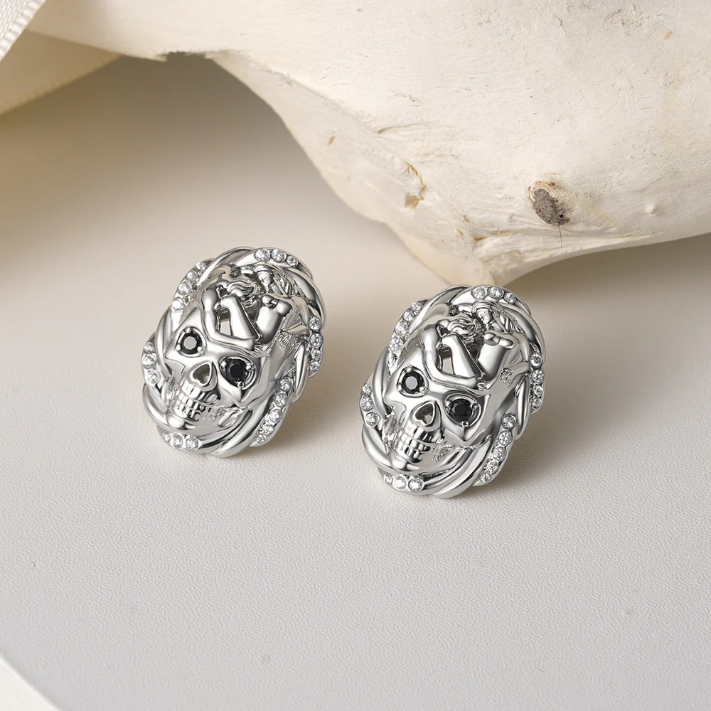 Gnoce Cable Skull Stud Earrings - Image 3