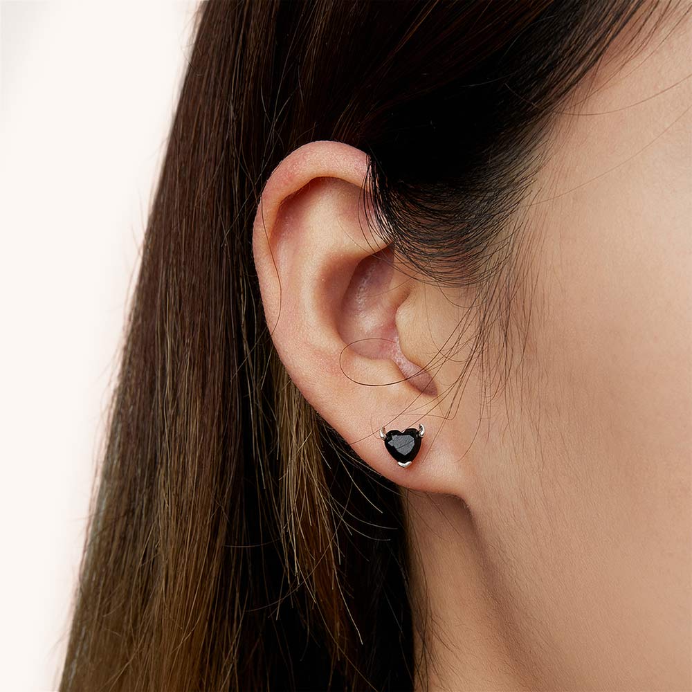 Gnoce Devil of Hearts Earrings - Image 5