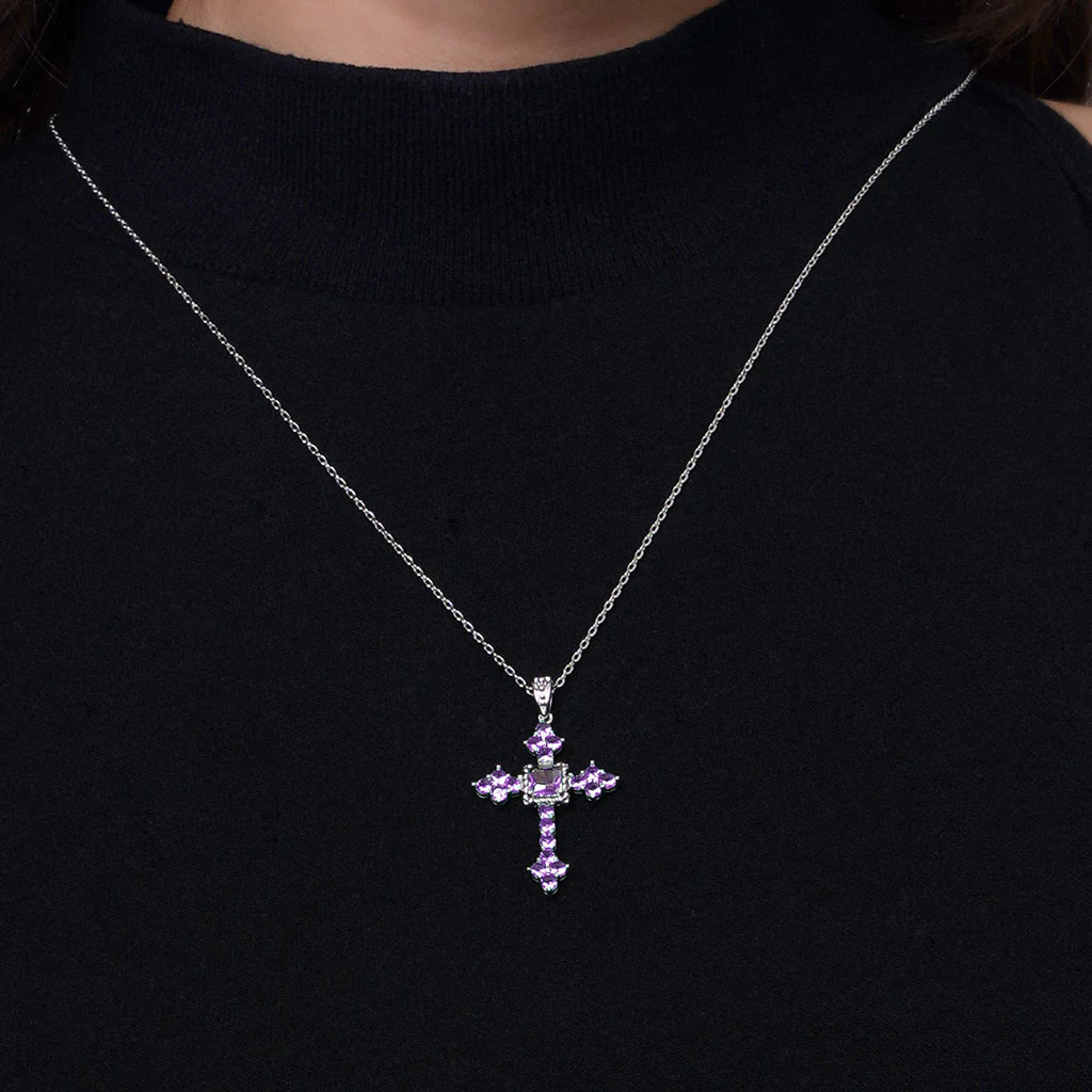 Gnoce Elegant Vintage Cross Pendant Necklace - Image 6